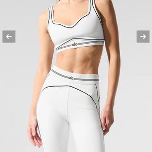 Alo heart throb white set